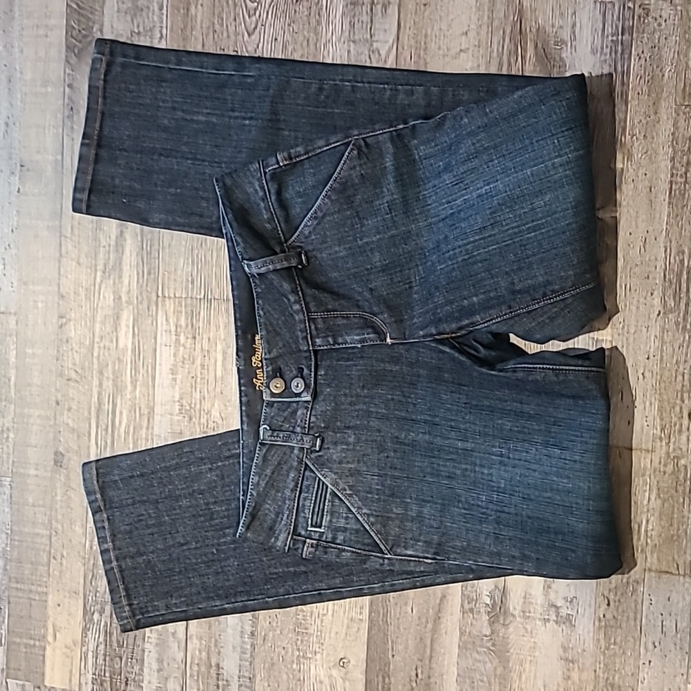 Ann Taylor Modern Fit Lindsay Waist | Dark Wash Size 4 Jeans - Picture 8 of 8